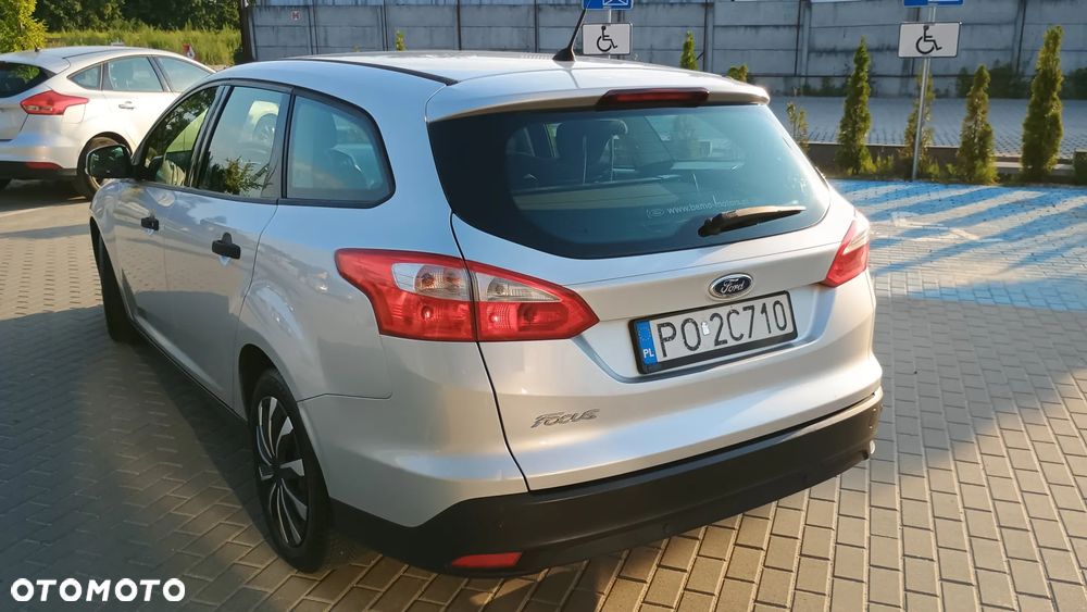 Ford Focus - 12