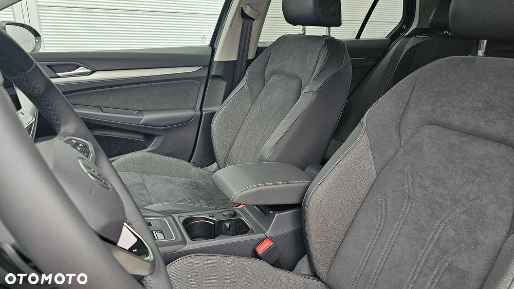 Volkswagen Golf - 17