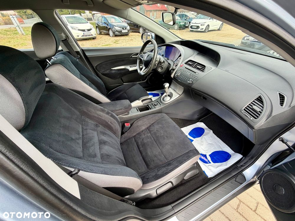 Honda Civic 1.8i-VTEC Executive - 11