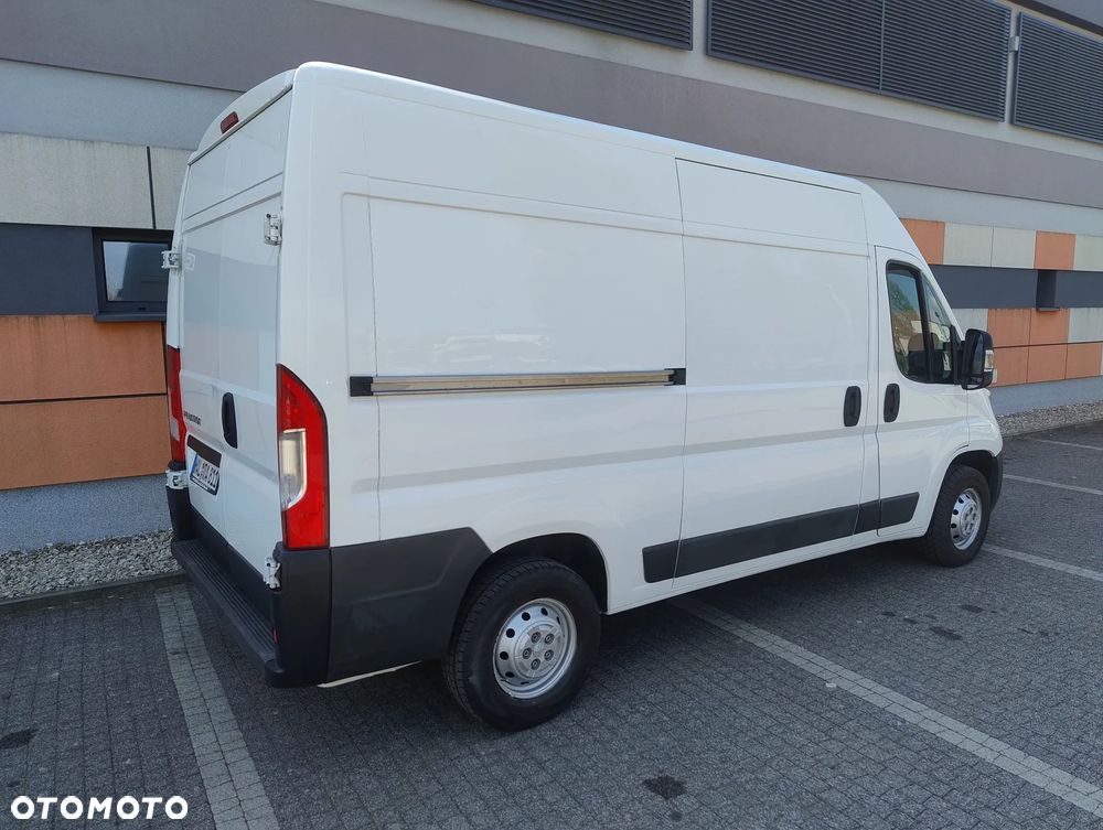 Peugeot BOXER PO LIFTINGU 2.2 HDI (130KM) 6-BIEGÓW (L2H2) STAN IDEALNY KLIMA TEMPOMAT NIE MA RDZY SERWIS KM ! ! ! - 3