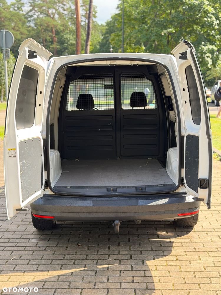 Volkswagen Caddy - 10