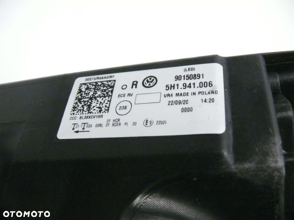LAMPA PRZEDNIA PRAWA VOLKSWAGEN GOLF VIII 8 5H1 2020 LED - 5