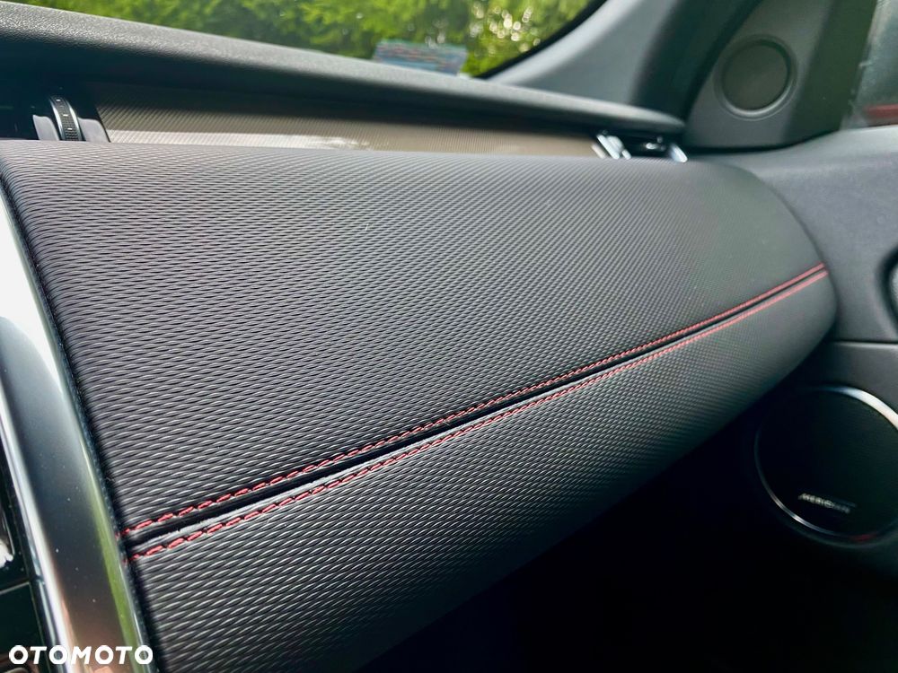 Land Rover Discovery Sport - 26