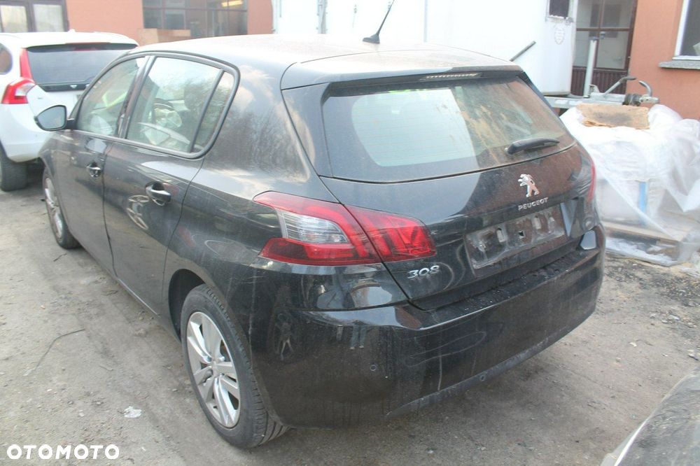 Peugeot 308 - 4