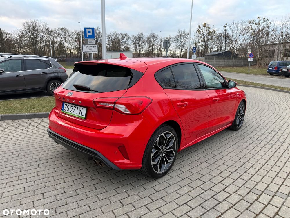 Ford Focus 1.0 EcoBoost ST-Line Red ASS - 19