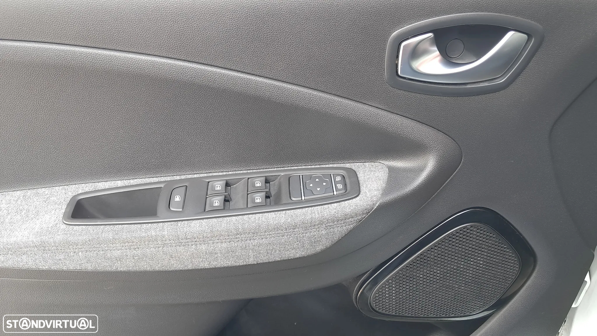 Renault Zoe (c/ Bateria) Intens 50 - 17