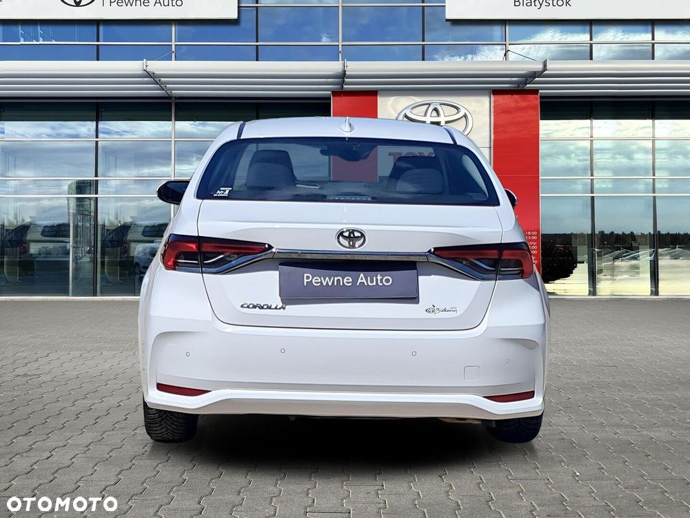 Toyota Corolla - 4
