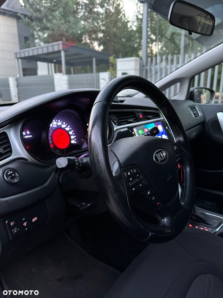 Kia Ceed 1.6 CRDi GT Line DCT - 19