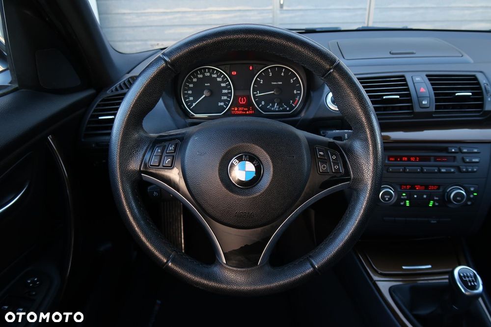 BMW Seria 1 - 11