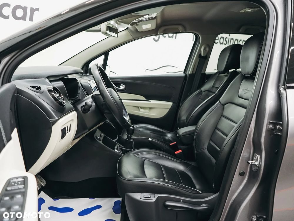 Renault Captur - 13
