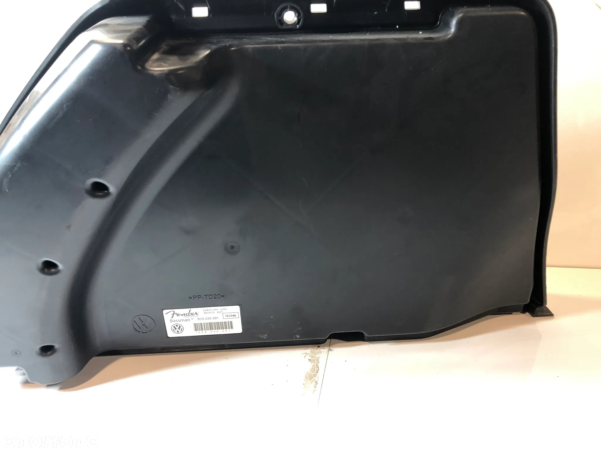 VW BEETLE 5C NAGŁOŚNIENIE FENDER SUBWOOFER WZMACNIACZ 5C5035591 POTESTOWY MINIMALNY PRZEBIEG! - 3
