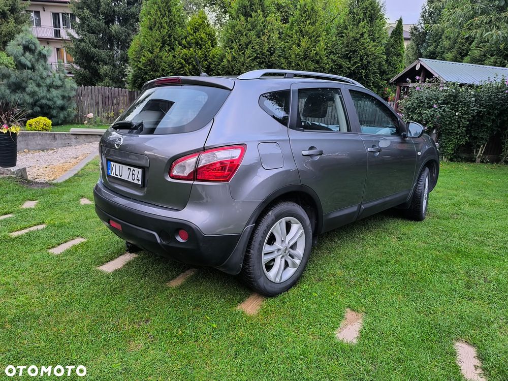 Nissan Qashqai - 4
