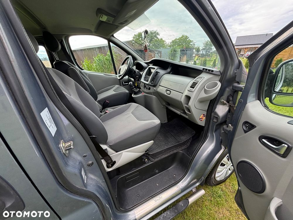 Renault Trafic - 8