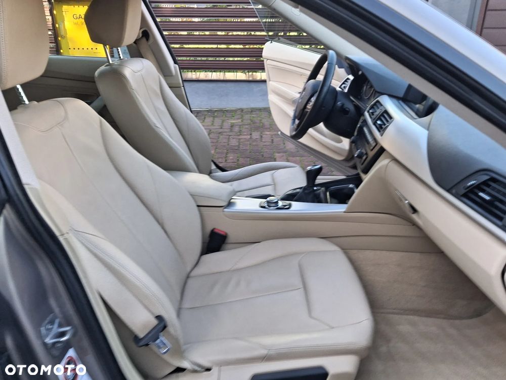 BMW 3GT 318d Luxury Line - 15