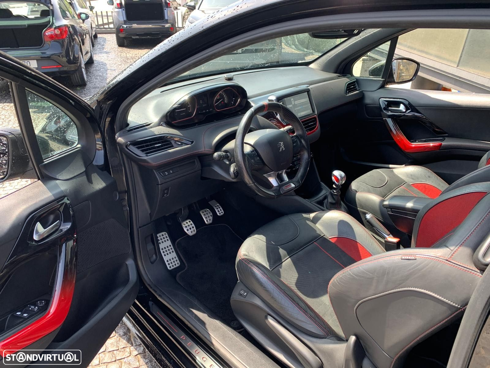 Peugeot 208 1.6 THP GTi - 15