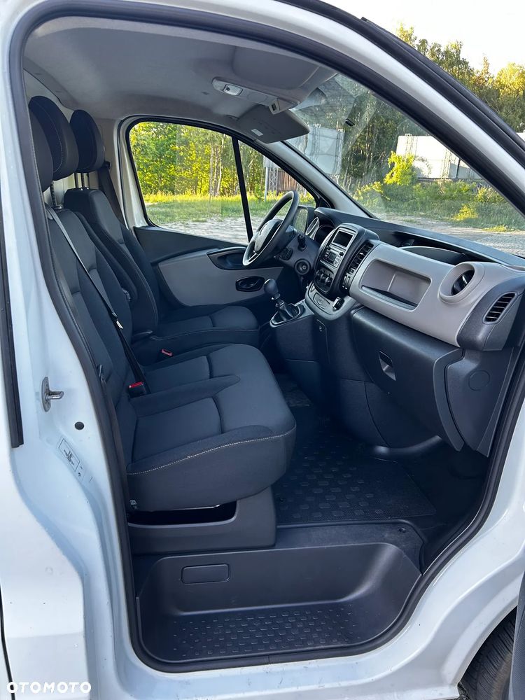 Renault TRAFIC - 7