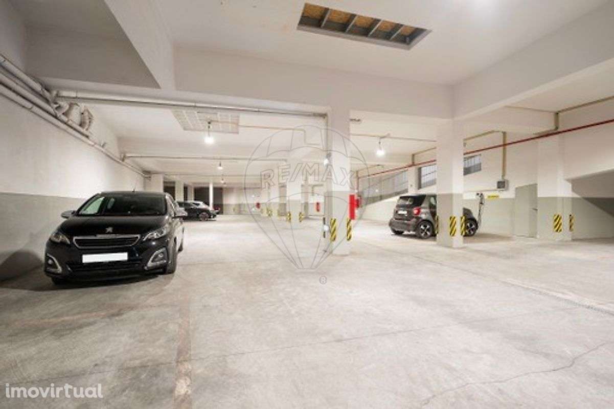 Garagem  para arrendamento - Grande imagem: 2/4