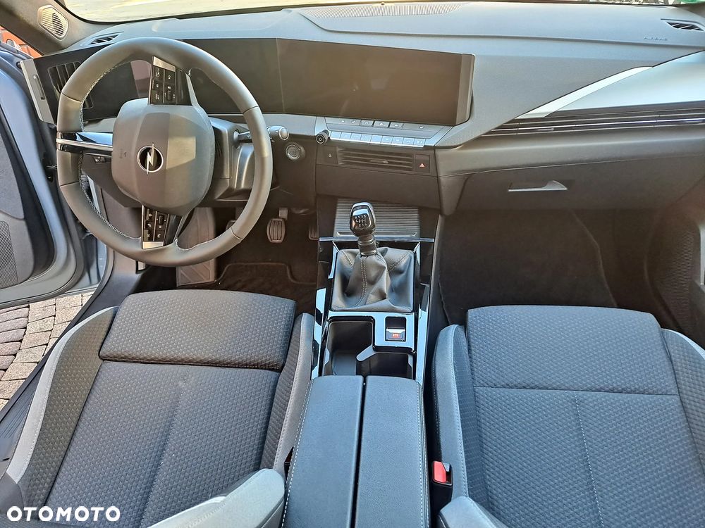 Opel Astra 1.2 Turbo Start/Stop Business Edition - 8