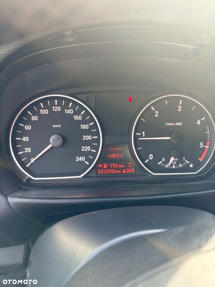 BMW Seria 1 118d - 4
