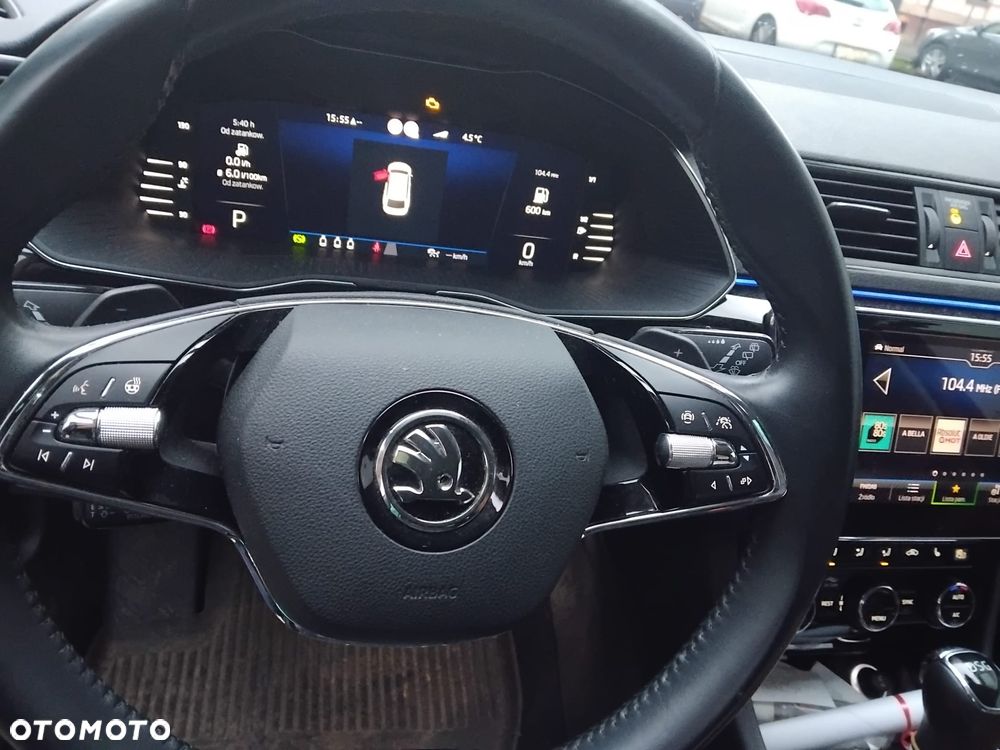 Skoda Superb 2.0 TDI DSG L&K - 6