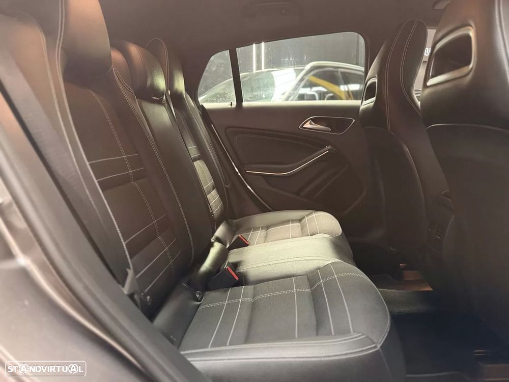 Mercedes-Benz CLA 180 d Shooting Brake Urban - 27
