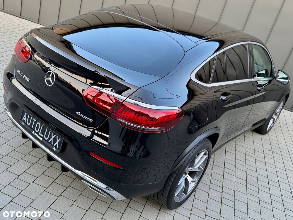 Mercedes-Benz GLC 200 4Matic 9G-TRONIC AMG Line Plus - 20