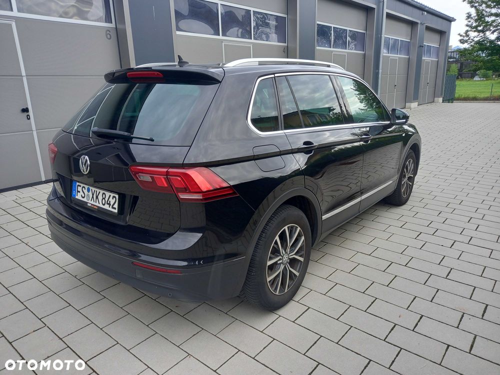 Volkswagen Tiguan - 5