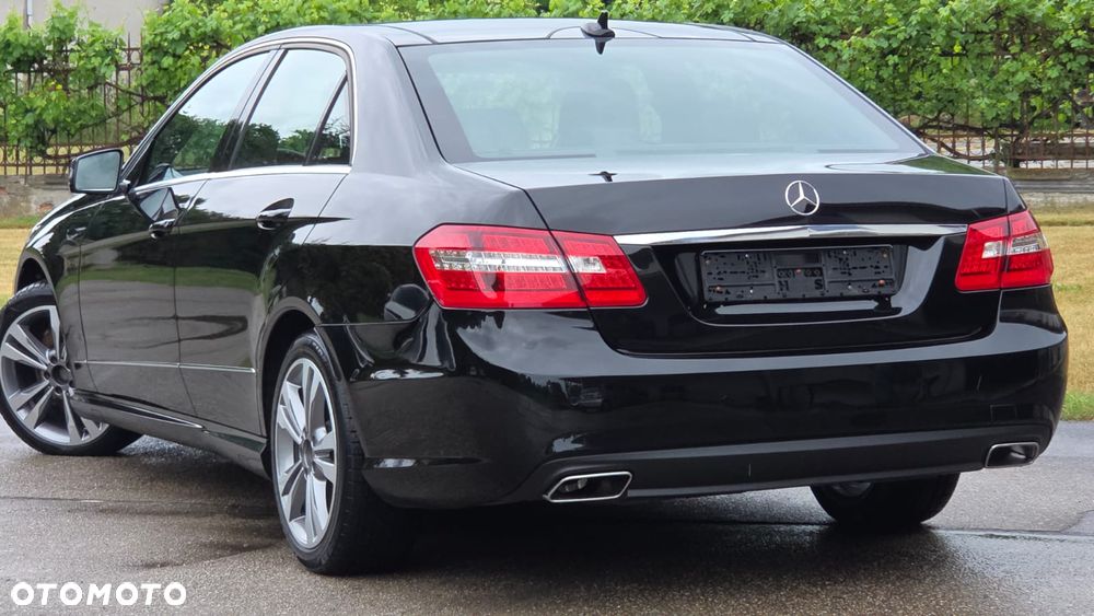Mercedes-Benz Klasa E 350 CDI DPF BlueEFFICIENCY 7G-TRONIC Avantgarde - 10