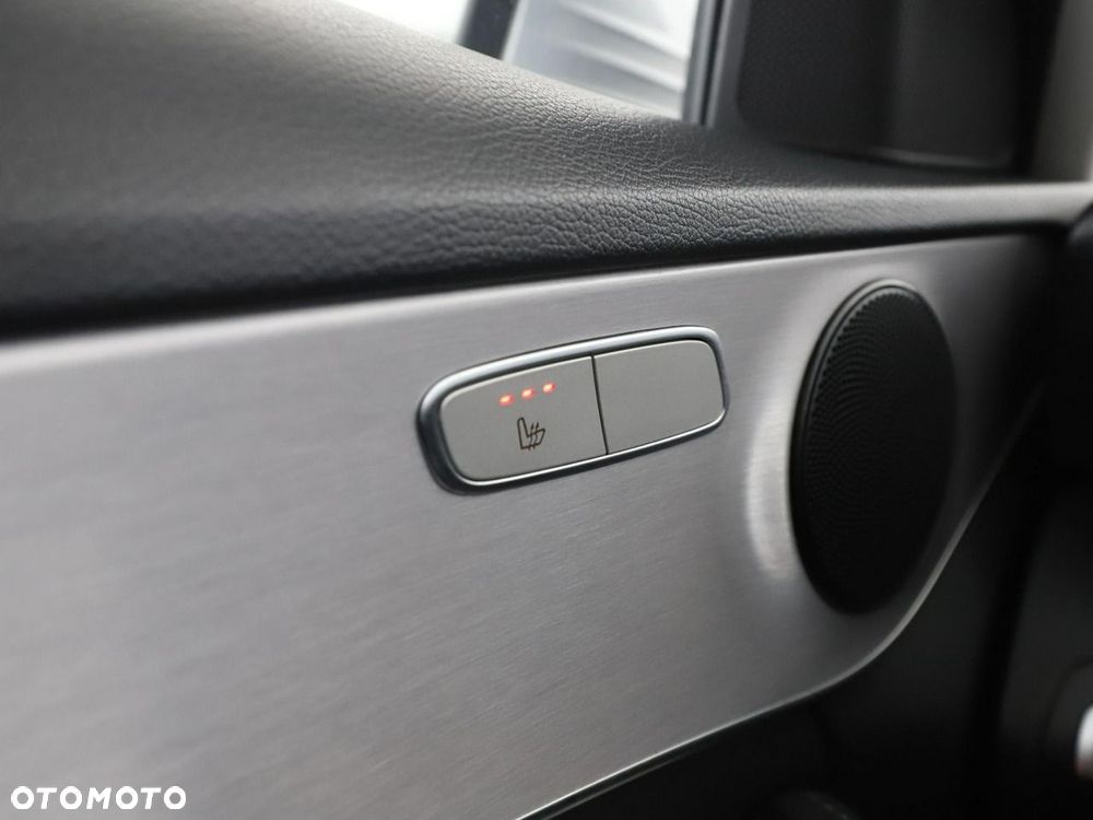Mercedes-Benz Klasa C 220 d 9G-TRONIC Avantgarde - 38