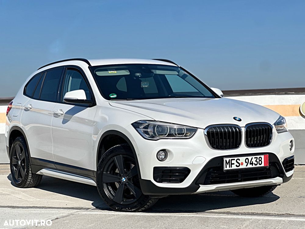 BMW X1 xDrive18d Aut. Sport Line - 2