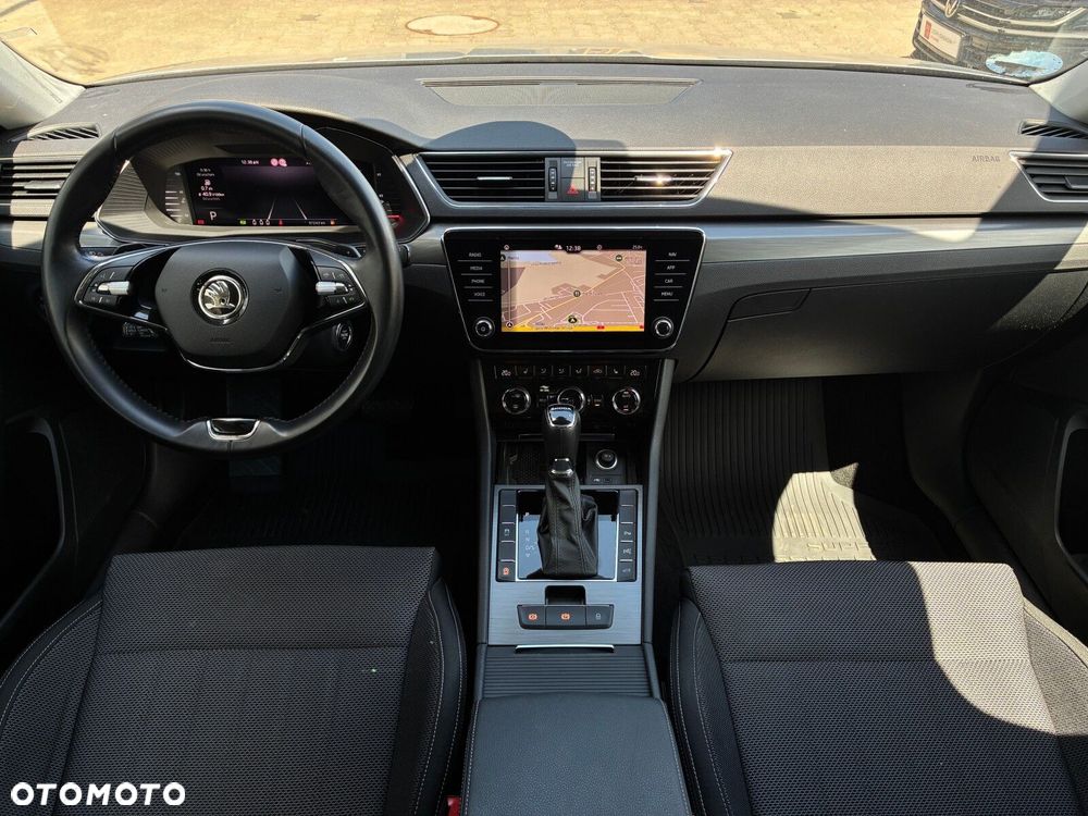 Skoda Superb 2.0 TDI SCR Style DSG - 11