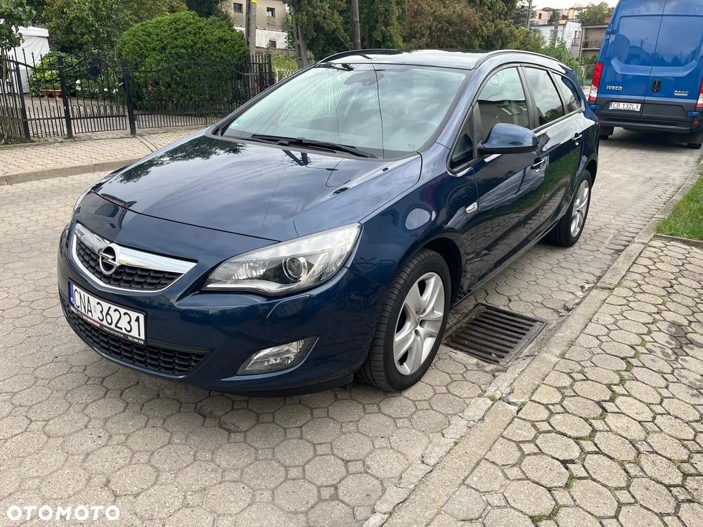 Opel Astra 2.0 CDTI DPF Sports Tourer Innovation - 2