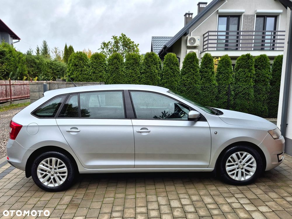 Skoda RAPID 1.2 TSI Ambition - 33