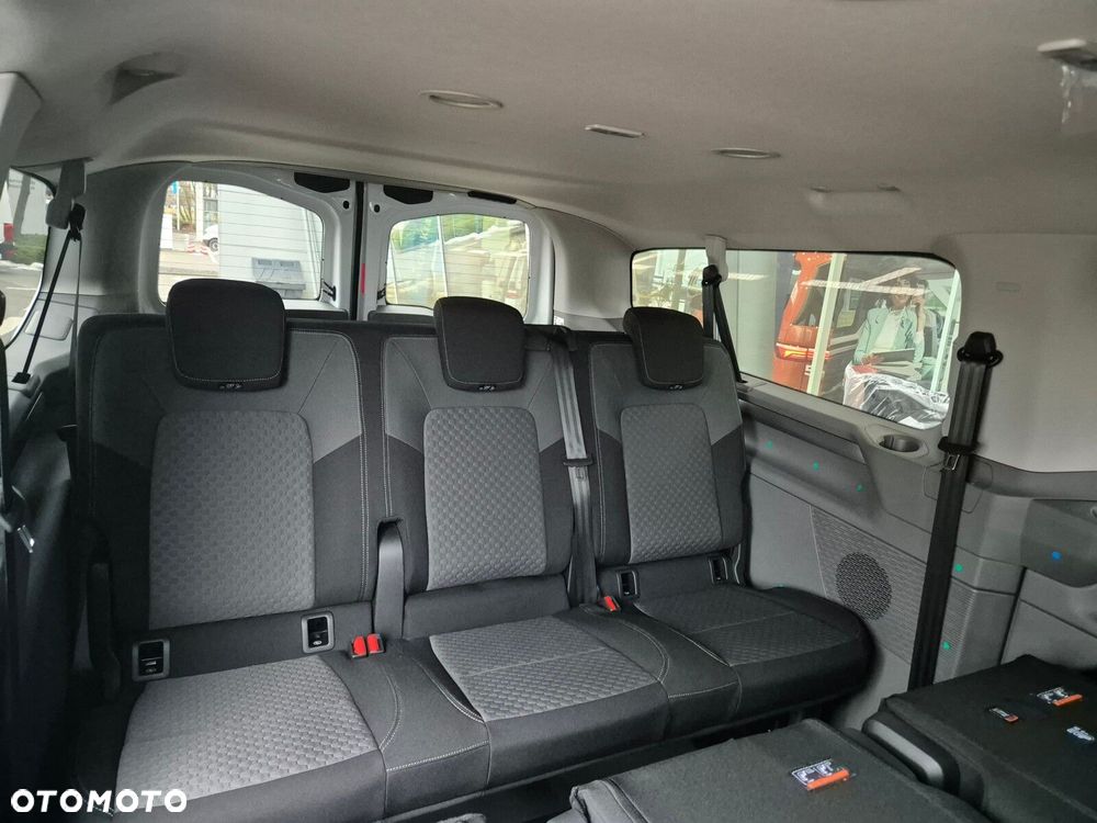 Volkswagen Nowa Caravelle Caravelle silnik: 2,0 l TDI 150 KM / skrzynia biegów: 6-biegowa manualna rozstaw osi: 3500 mm - 17