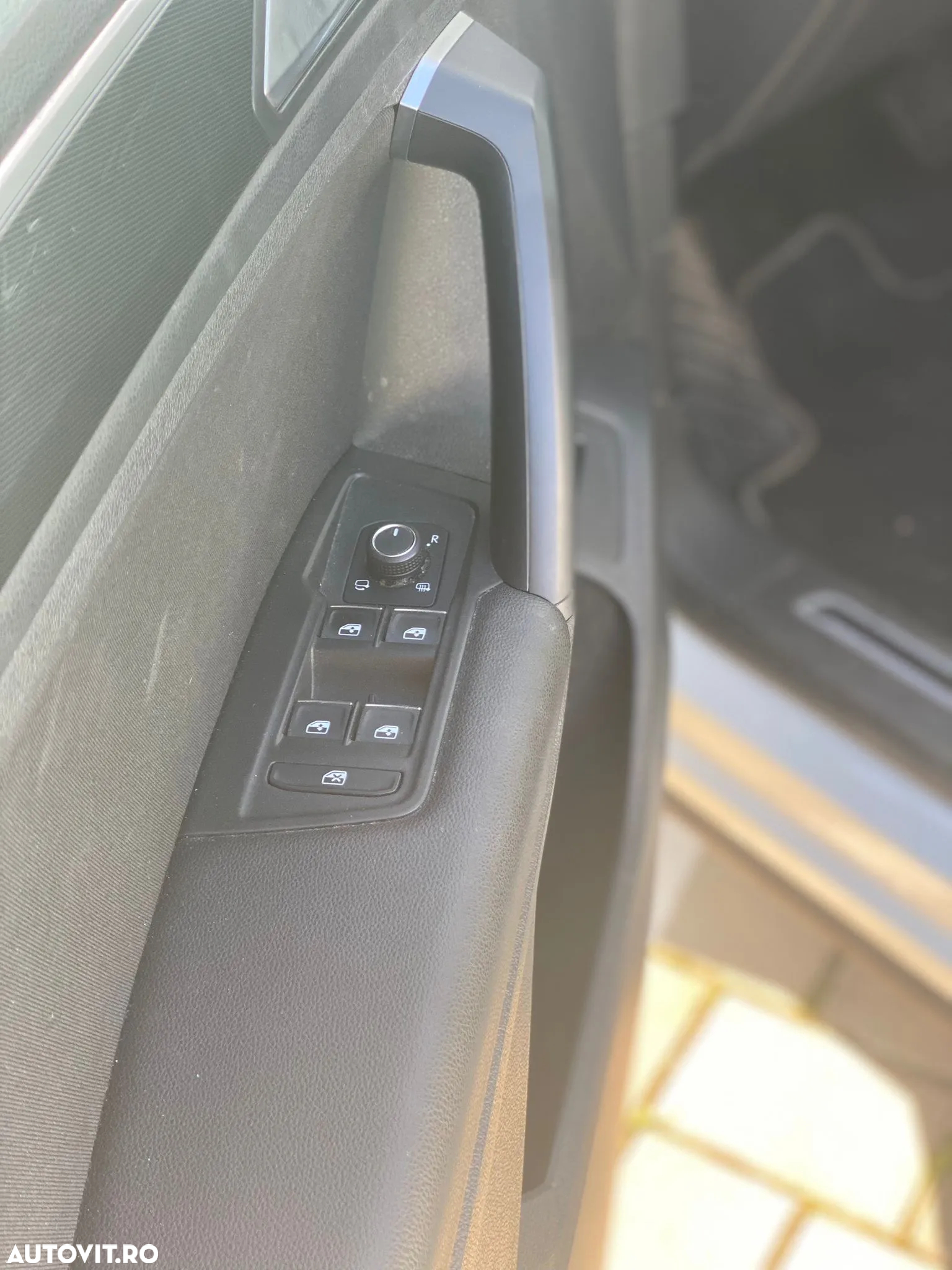 Volkswagen Tiguan - 10