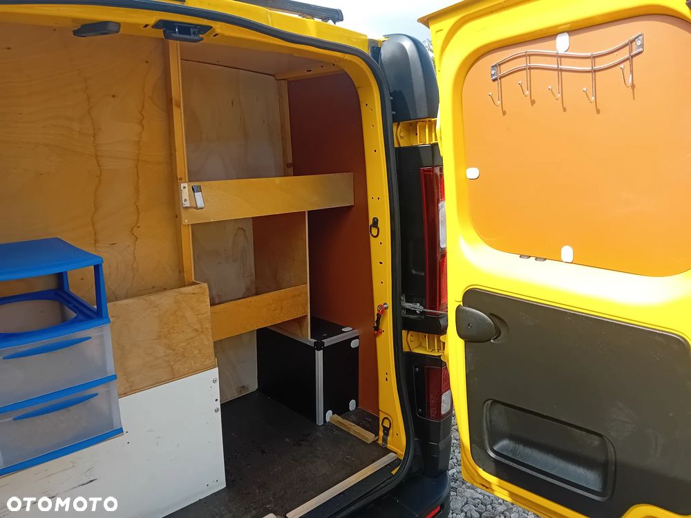 Renault Trafic Pilot - 11