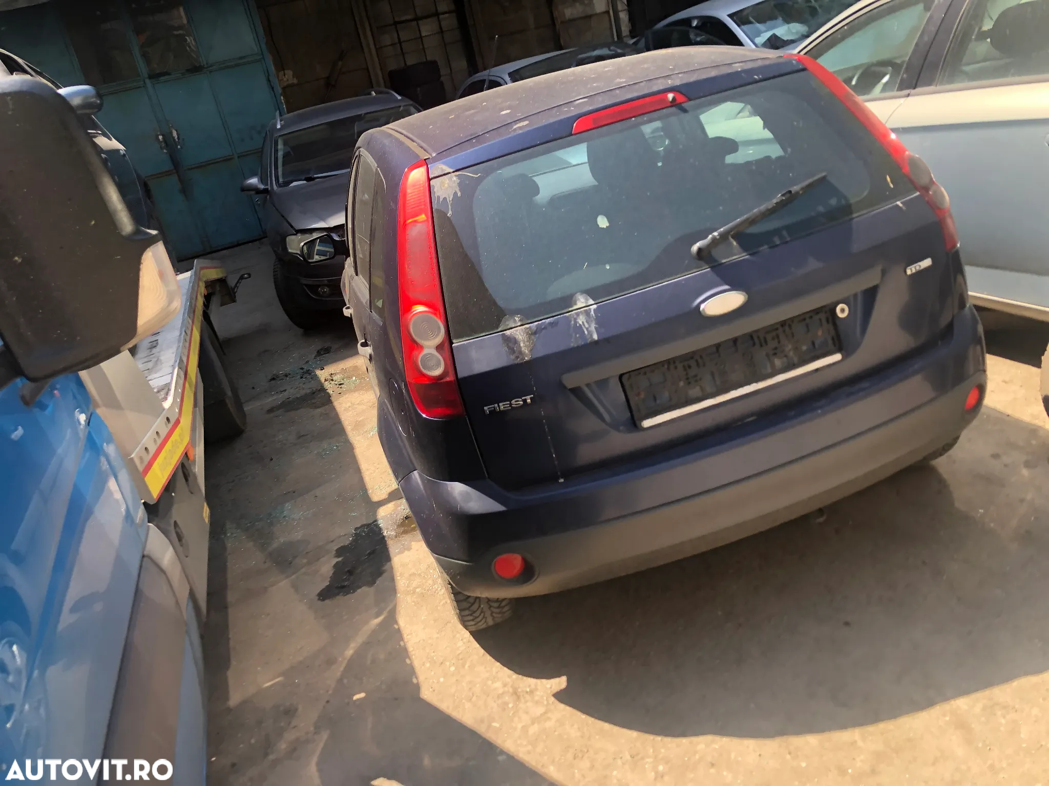 Dezmembrez Ford Fiesta MK5 facelift albastru TDCI 2006 4 usi - 4