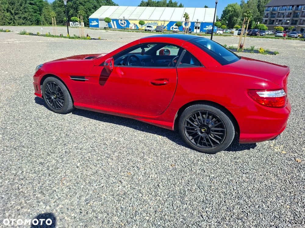 Mercedes-Benz SLK 250 CGI - 21