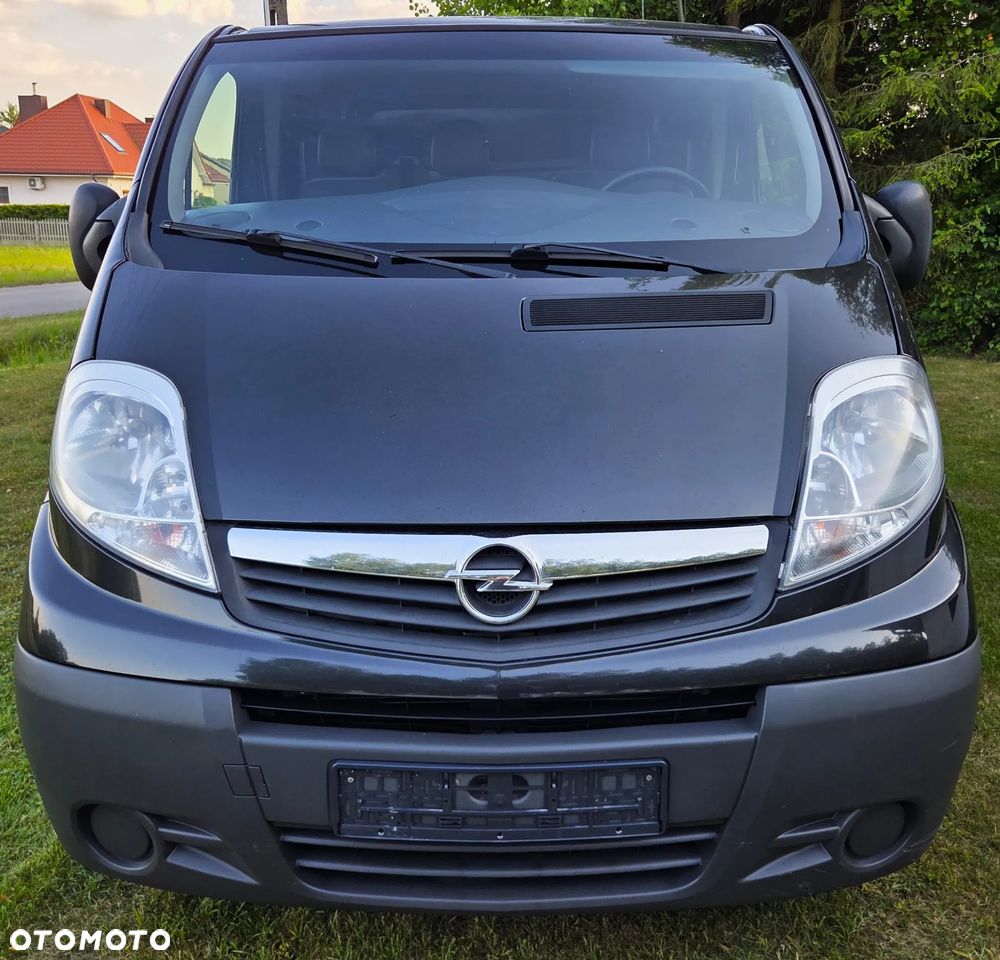 Opel Vivaro - 2