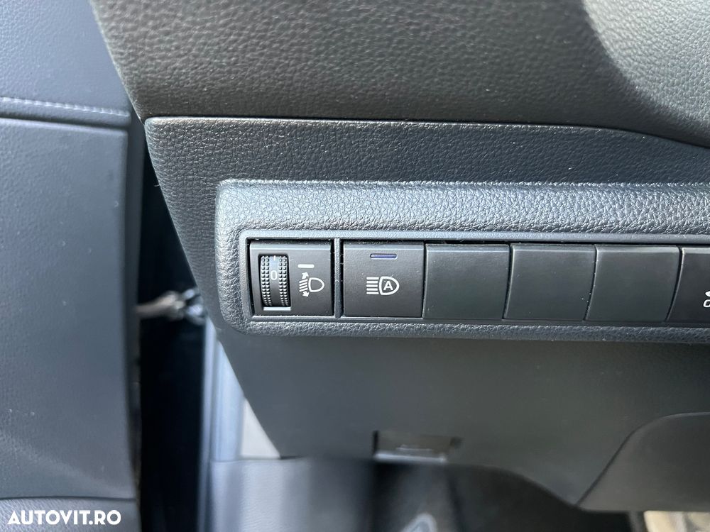 Toyota Corolla 1.8 HSD Dynamic - 21