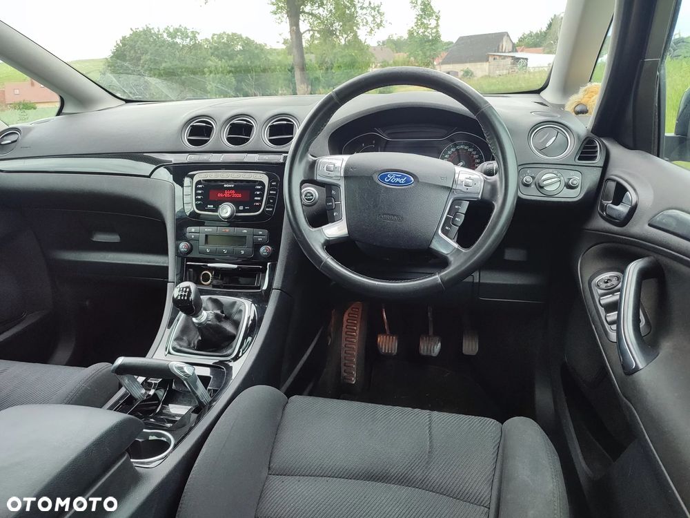 Ford S-Max - 28