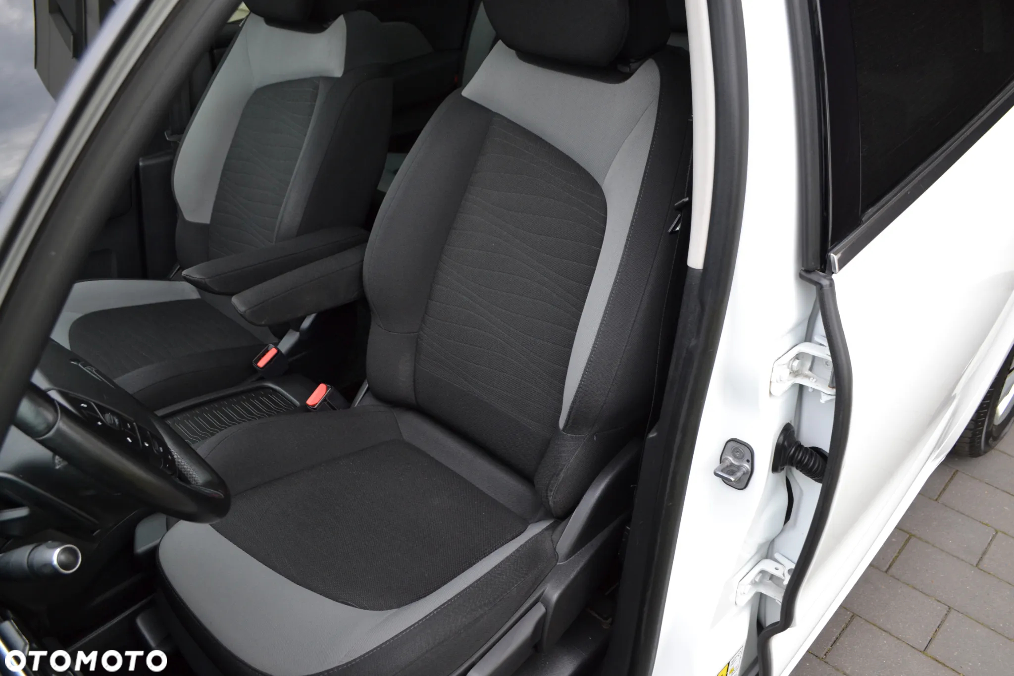 Citroën C4 Picasso - 23