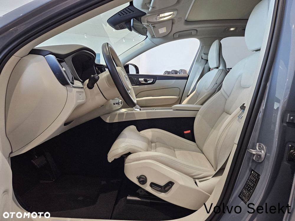 Volvo XC 60 - 13