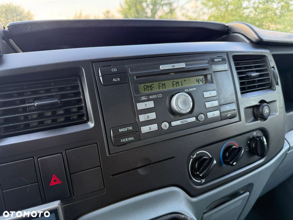 Ford Transit - 22