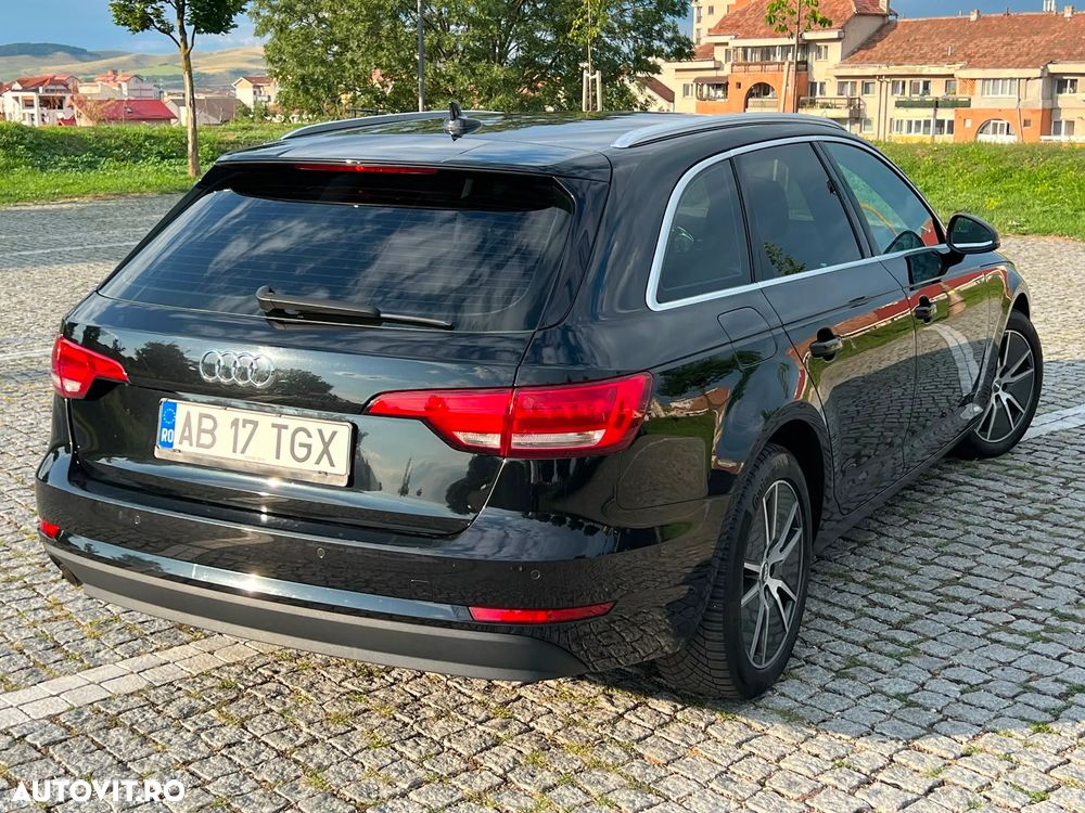 Audi A4 Avant 35 TDI S tronic design - 4