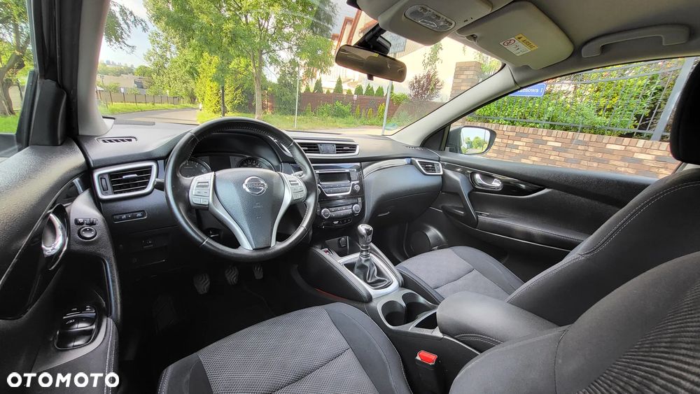 Nissan Qashqai 1.2 DIG-T N-Connecta - 29