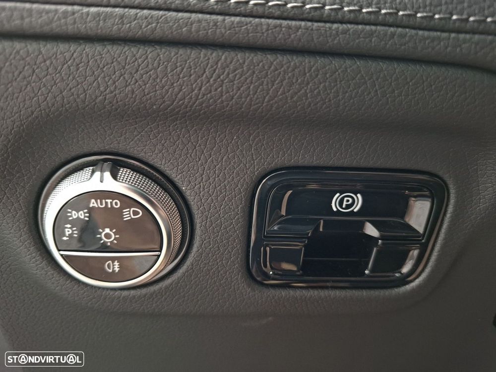 Mercedes-Benz EQE 300 Edition - 20