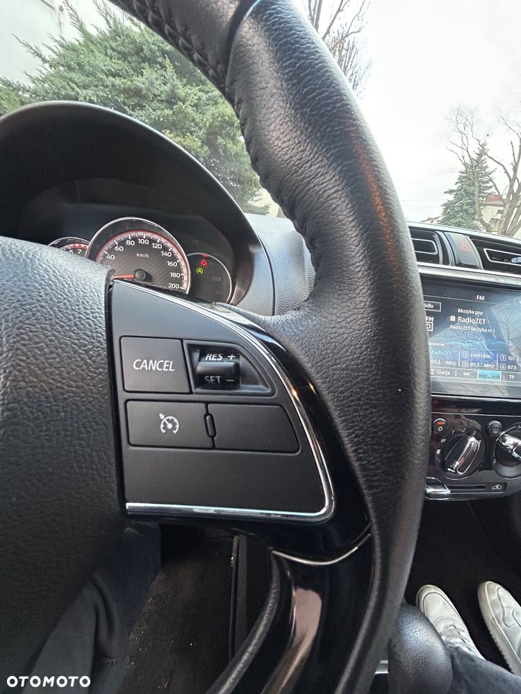 Mitsubishi Space Star AS&G 1.2 CVT Select+ - 12