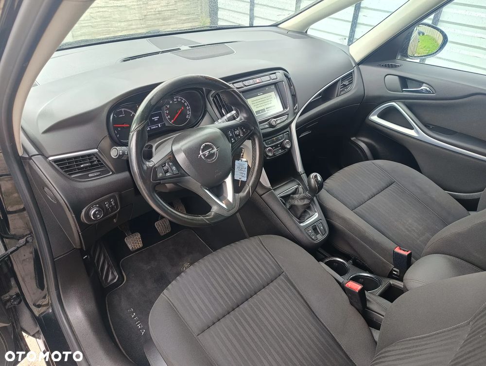 Opel Zafira - 19