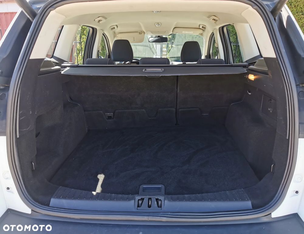 Ford Kuga 1.5 EcoBoost 2x4 Titanium - 11